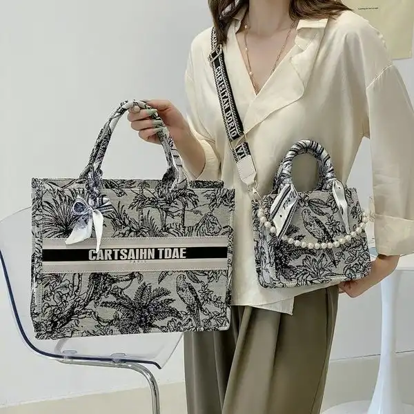Luxury Tote Bags 2023 Ladies Design Large Handbags Girls Famous Purses For Young Woman